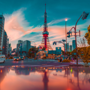 Cruzamento de Shibuya em Tóquio - cidade futurista para explorar com gadgets